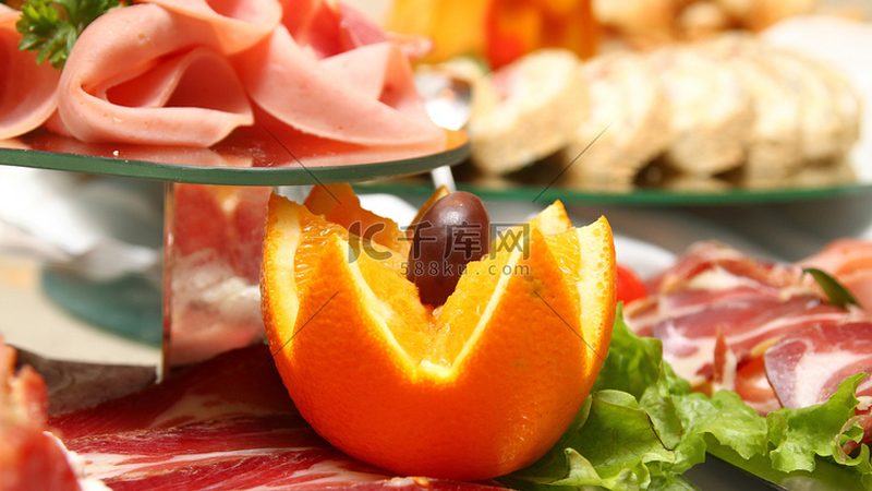 揭秘生日蛋糕制作：原料背后的秘密